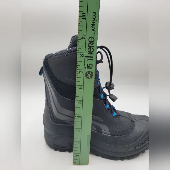 Columbia Omni-Heat Waterproof 400 Grams Winter Boots Thinsulate Youth Size 4