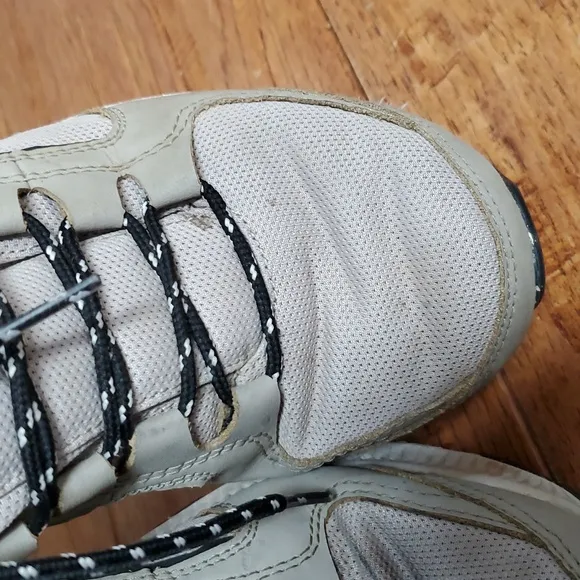 Columbia Re-Peak Mid Hiking Boots