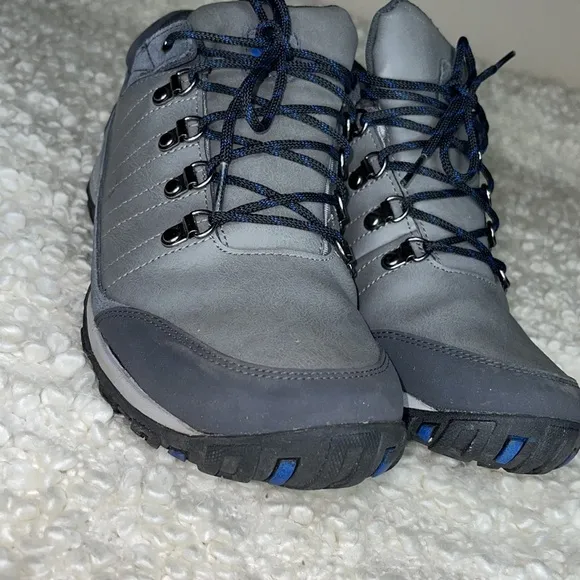 Columbia Signal Peak Waterproof Techlite Hiking Shoes
