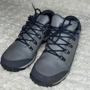 Columbia Signal Peak Waterproof Techlite Hiking Shoes