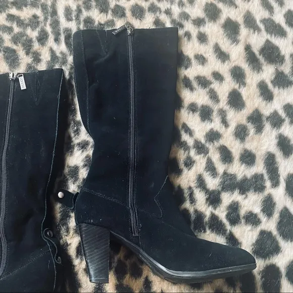 Connie Cecilia black suede mid calf boots