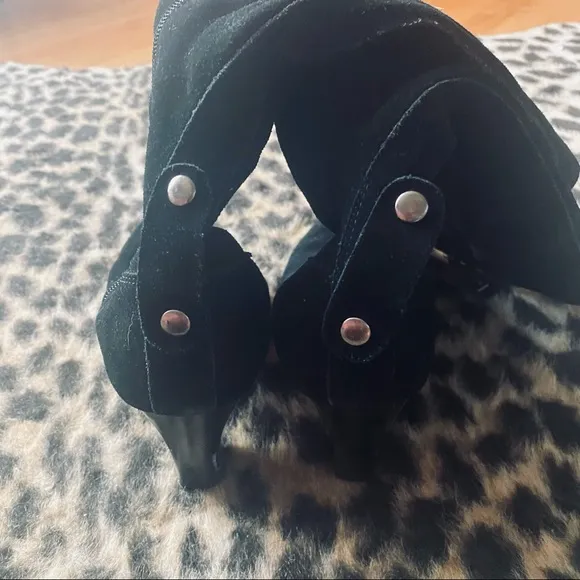 Connie Cecilia black suede mid calf boots