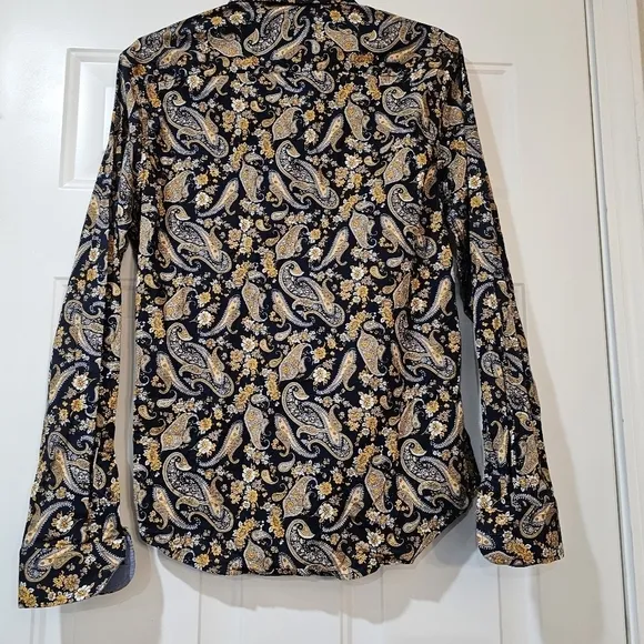 CONSEQUENCE Slim fit size small men Paisley shirt.