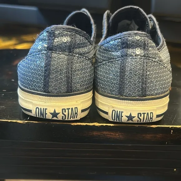 Converse All Star Blue Sequin low Top Sneaker tennis shoes size 8.5