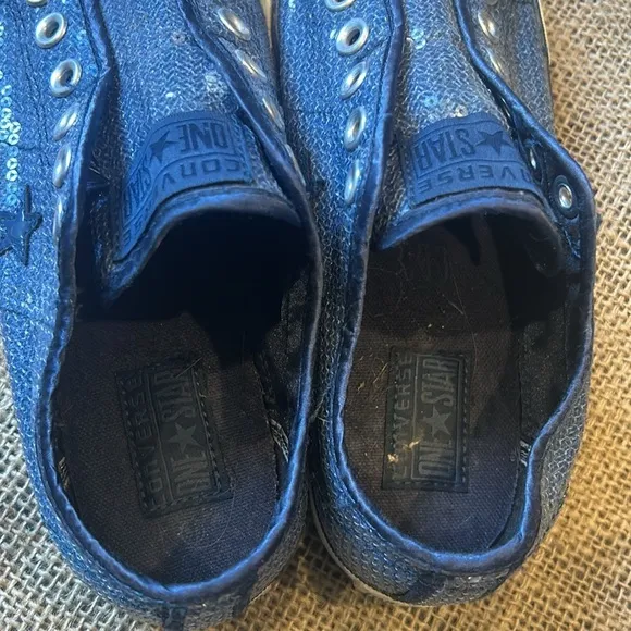 Converse All Star Blue Sequin low Top Sneaker tennis shoes size 8.5