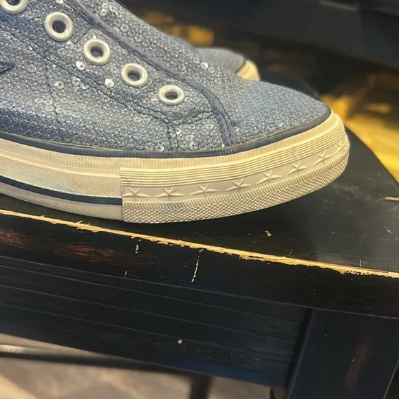 Converse All Star Blue Sequin low Top Sneaker tennis shoes size 8.5