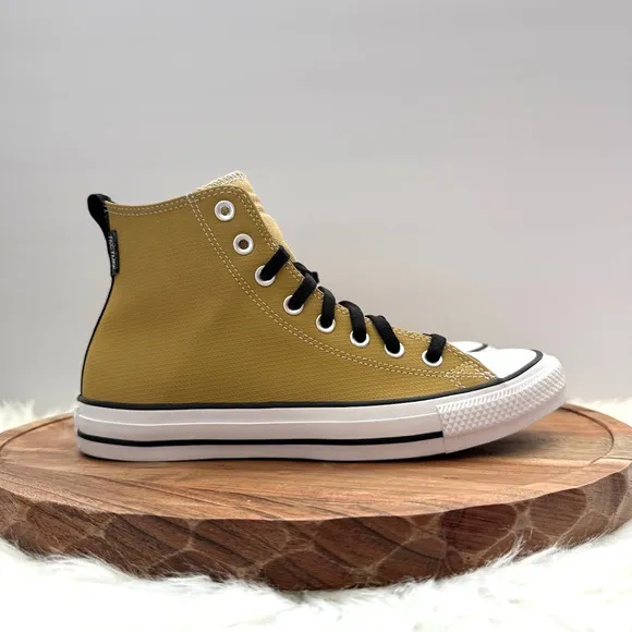 Converse Chuck Taylor All Star Hi Leather Size Men's 7.5 Women's 9.5 Dunes/Cape