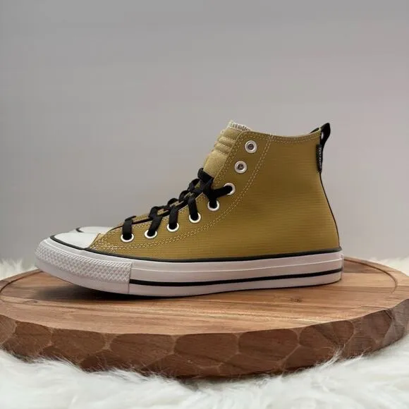 Converse Chuck Taylor All Star Hi Leather Size Men's 7.5 Women's 9.5 Dunes/Cape