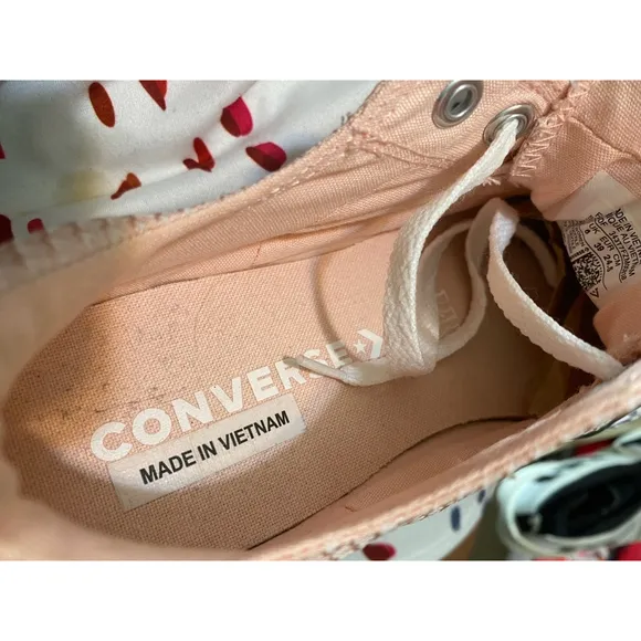 Converse Chuck Taylor Madison Women's Sneakers 555860f (Original) USW8