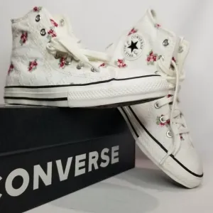 Converse Youth CTAS Rose Cross Stitch Lift Platform Size 3 Vintage A12636f NWT