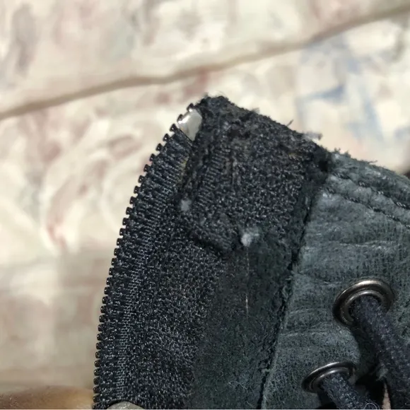 COPY - Dr Martens Leather Mid Combat Boots