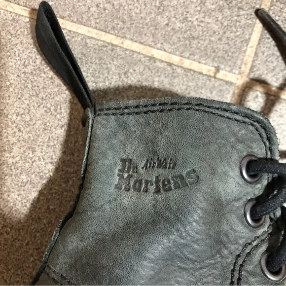 COPY - Dr Martens Leather Mid Combat Boots