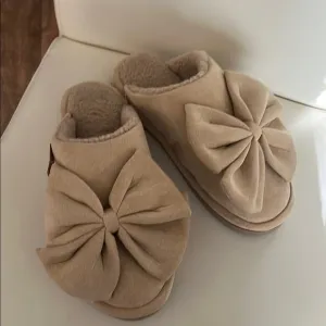 Cozy Tan c.c Slippers with Bow🎊