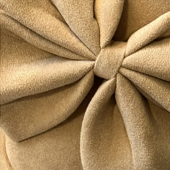 Cozy Tan c.c Slippers with Bow🎊
