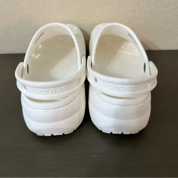 Crocs Classic Platform Clog White Size 11 TrendyComfortable Elevated Shoes