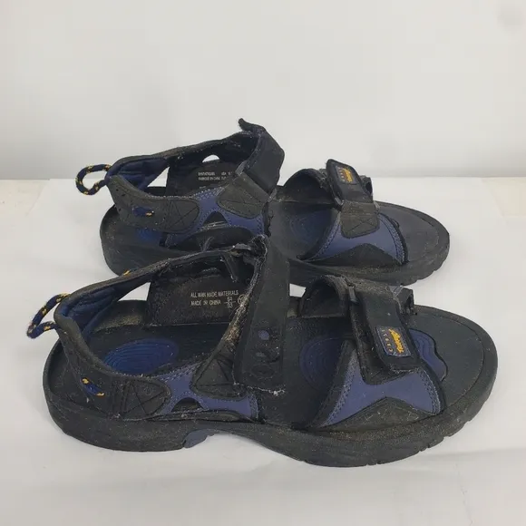 Cross Trekkers Sandals Mens 10.5M Black Blue Sling Back Hiking Outdoor Shoes