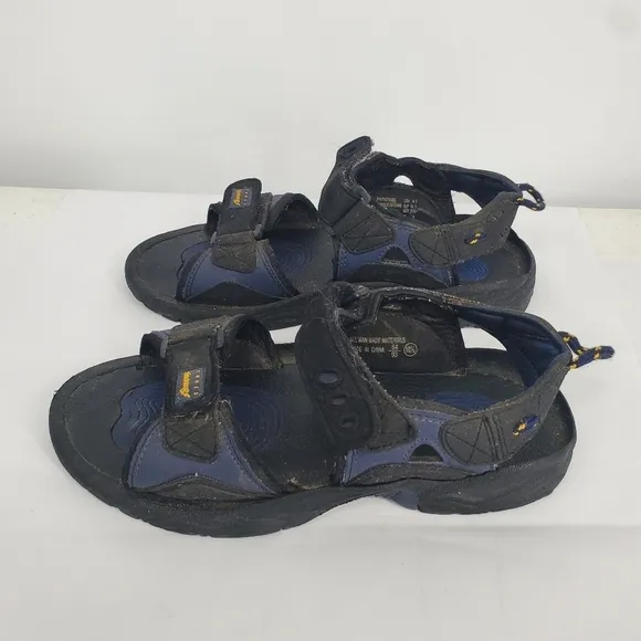 Cross Trekkers Sandals Mens 10.5M Black Blue Sling Back Hiking Outdoor Shoes