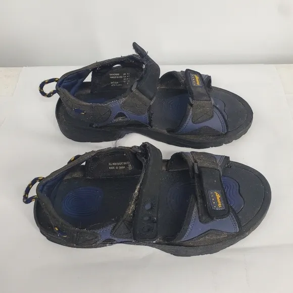 Cross Trekkers Sandals Mens 10.5M Black Blue Sling Back Hiking Outdoor Shoes