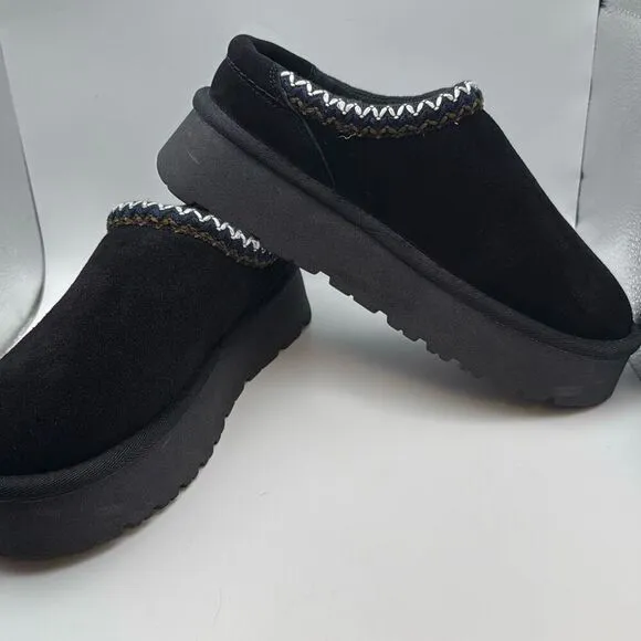 CUSHIONAIRE Kabuki Platform Boots Genuine Suede  SIZE 8.5 BLACK PREOWNED GREAT C