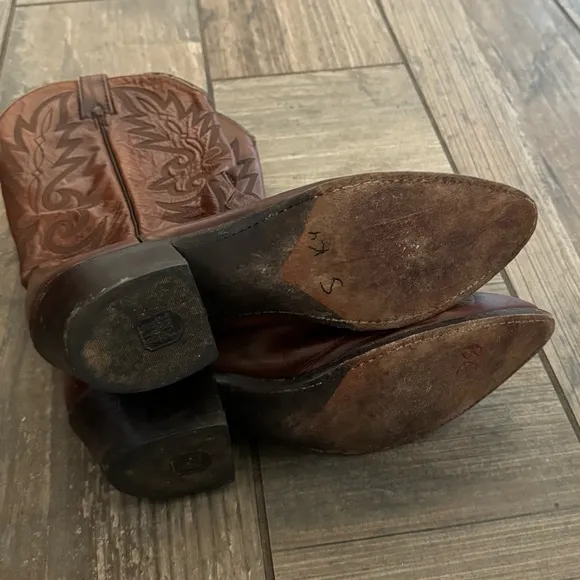 DAN POST COWBOY BOOTS WINGTIP BROWN STITCHED LEATHER, #16782 SIZE 9D, VINTAGE