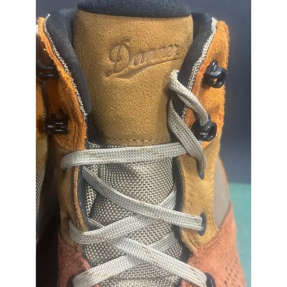 Danner NIB‎ Women's Boots Inquire Mid in Golden Oak/Sagebrush Size 6 $160
