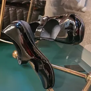 DANSKO black patent leather shoes