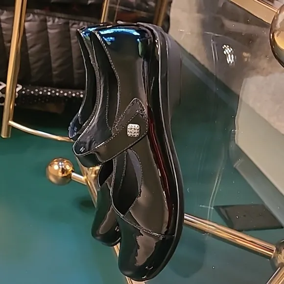 DANSKO black patent leather shoes