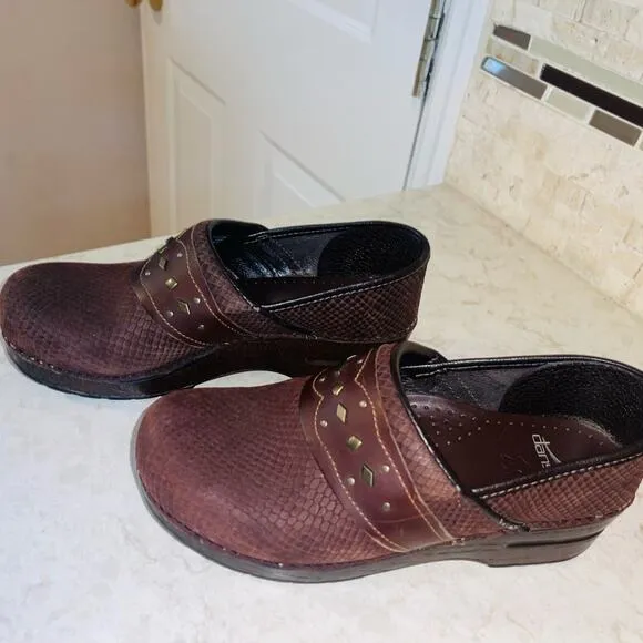 Dansko Pavan Leather Western Embossed  Clogs size 39