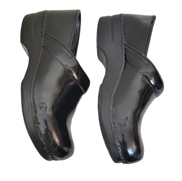 Dansko Professional Nurse's Shoes  Black Patent 9.5-10