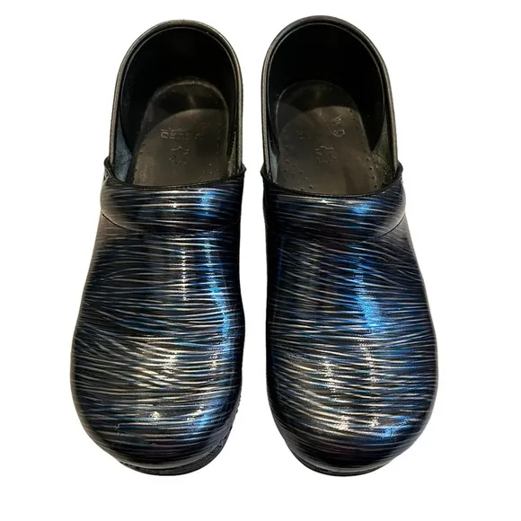 Dansko Professional Wavy Stripes Patent Clog