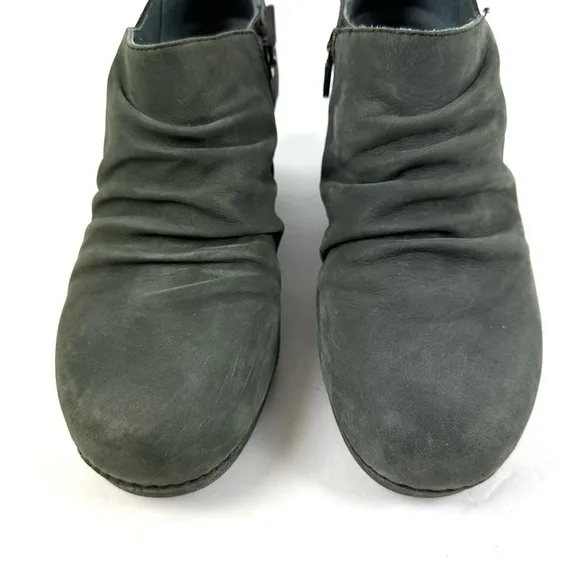 Dansko Sheena Shoes 40 Dark Gray Leather Slip On Slouchy Ruched Womens Bootie