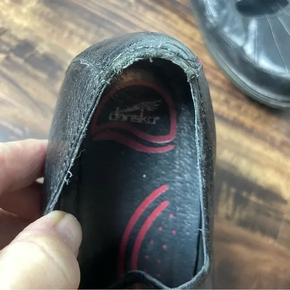 Dansko Size 38 US 7..5 Black Genuine Leather Comfort Shoe