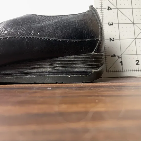Dansko Size 38 US 7..5 Black Genuine Leather Comfort Shoe