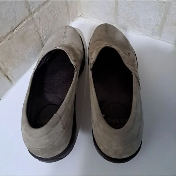 Dansko Slip-on Gray Suede shoes size 6.5/ 7