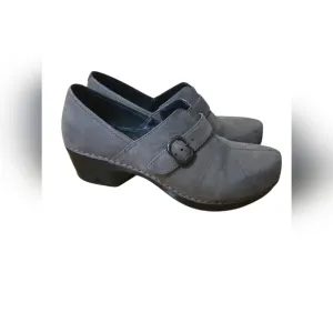 Dansko Tamara Gray Suede Leather Slip On Clog Shoes Womens Size 39 US Size 8.5-9