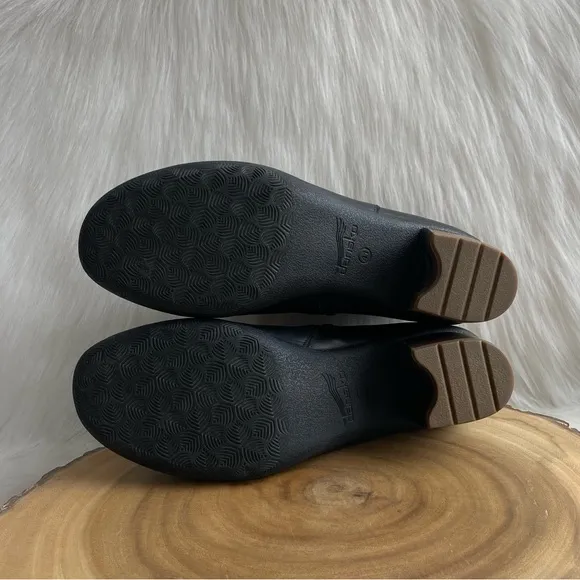 Dansko waterproof leather Perry ankle boots