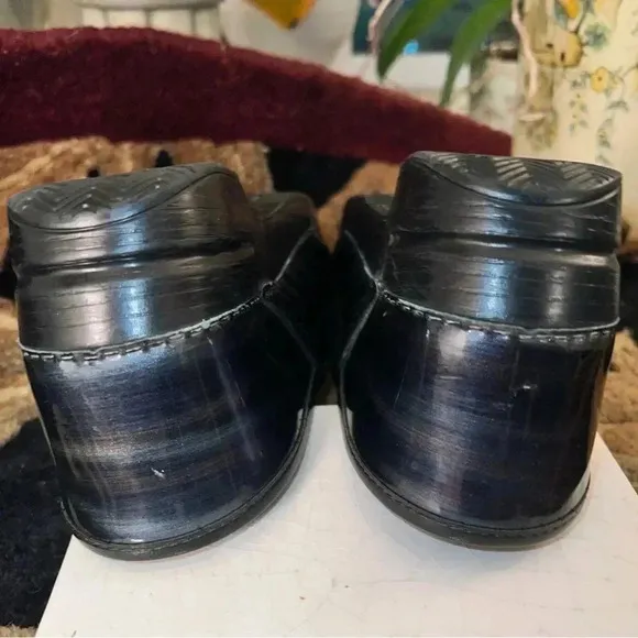 Dansko Women’s Clogs Shoes Mules Black Patent Leather Silver Copper Stripes 41