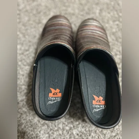 Dansko XP Professional Multicolor Patent Leather Clogs Shoes Size 39 US 8.5