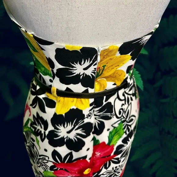 David Meister Vintage 100% Silk Hawaiian Floral Print Halterneck Belted Dress 2