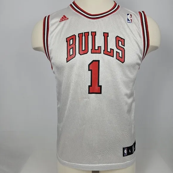 Derrick Rose #1 Chicago Bulls NBA Adidas White Swingman Jersey Men’s Size L