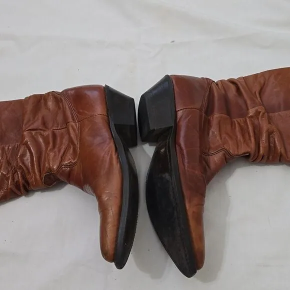 Dingo ladies mid rise almond toe cowboy boots size 6.5D antique tan color