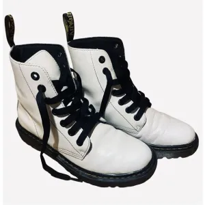 Doc Martin ‘Luana’ Boots