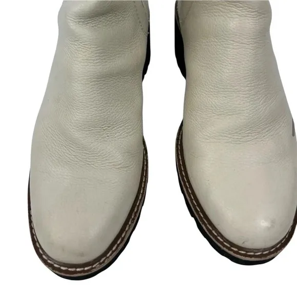 Dolce Vita ivory leather Huey H2O boots. Waterproof w/ lug heels. Sz 10