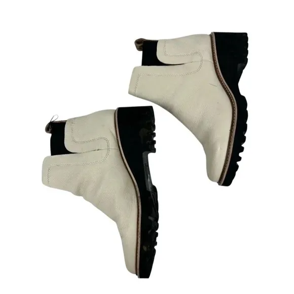Dolce Vita ivory leather Huey H2O boots. Waterproof w/ lug heels. Sz 10