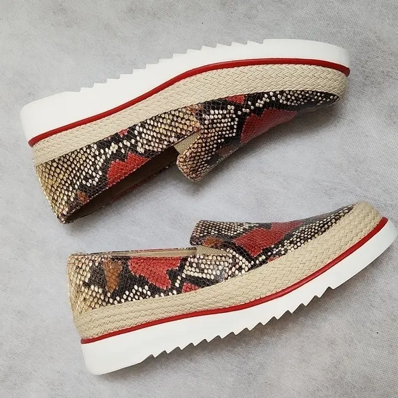 Donald Pliner Finni Slip-on Leather Chili Snake Print Casual shoes (w 7.5)