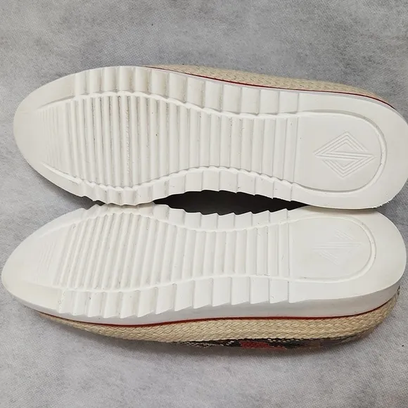 Donald Pliner Finni Slip-on Leather Chili Snake Print Casual shoes (w 7.5)
