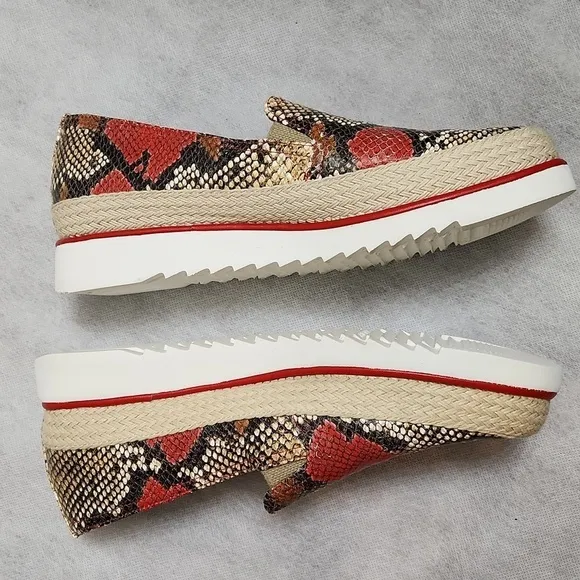 Donald Pliner Finni Slip-on Leather Chili Snake Print Casual shoes (w 7.5)