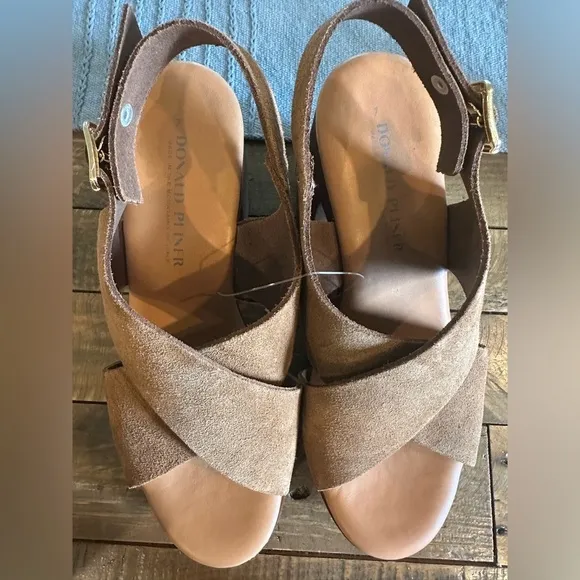 Donald Pliner YAZMIN Platform Suede Chunky Slingback Heels Made in Italy NWOB