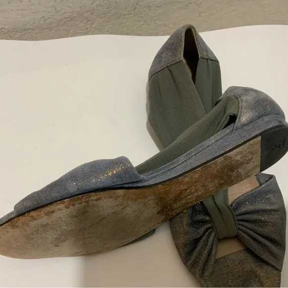 Donald Pliner - ladies Gray  fancy sparkling flat shoes w fabric cross strap 8
