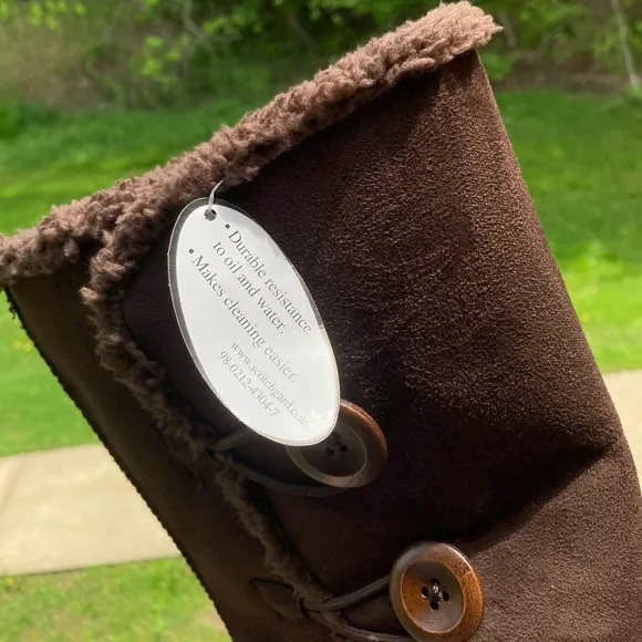 Dr. Comfort Tonya Women's Chocolate Brown Button Detail Boots Slippers